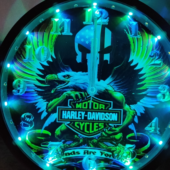 COPY - Harley Davidson clock - Picture 9 of 14